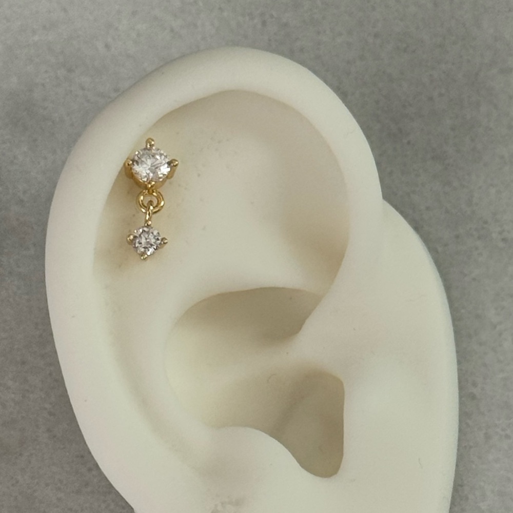 COPY - Gold Crystal Dangle Cartilage Earring
